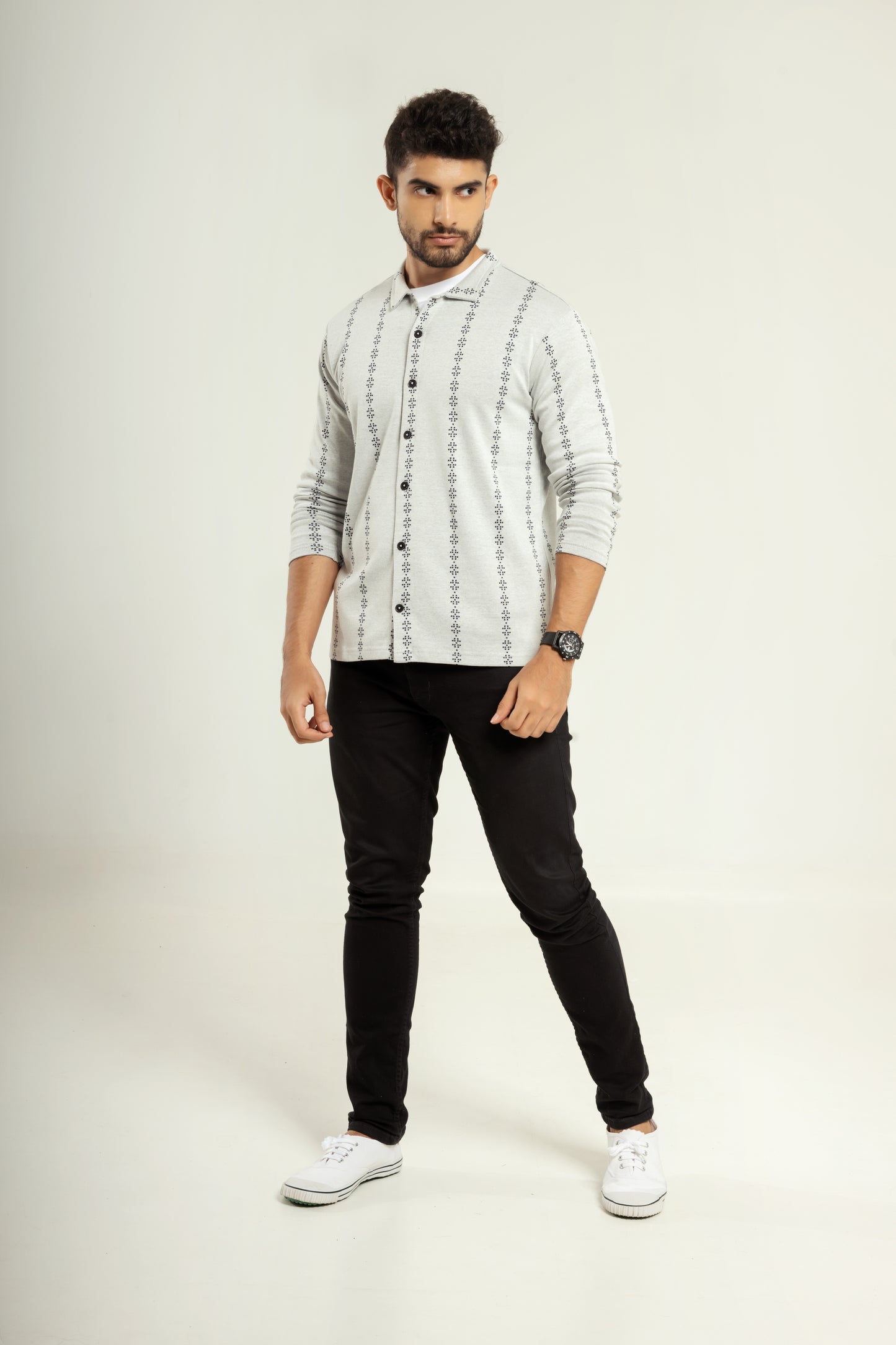 Patterned shirt in grey